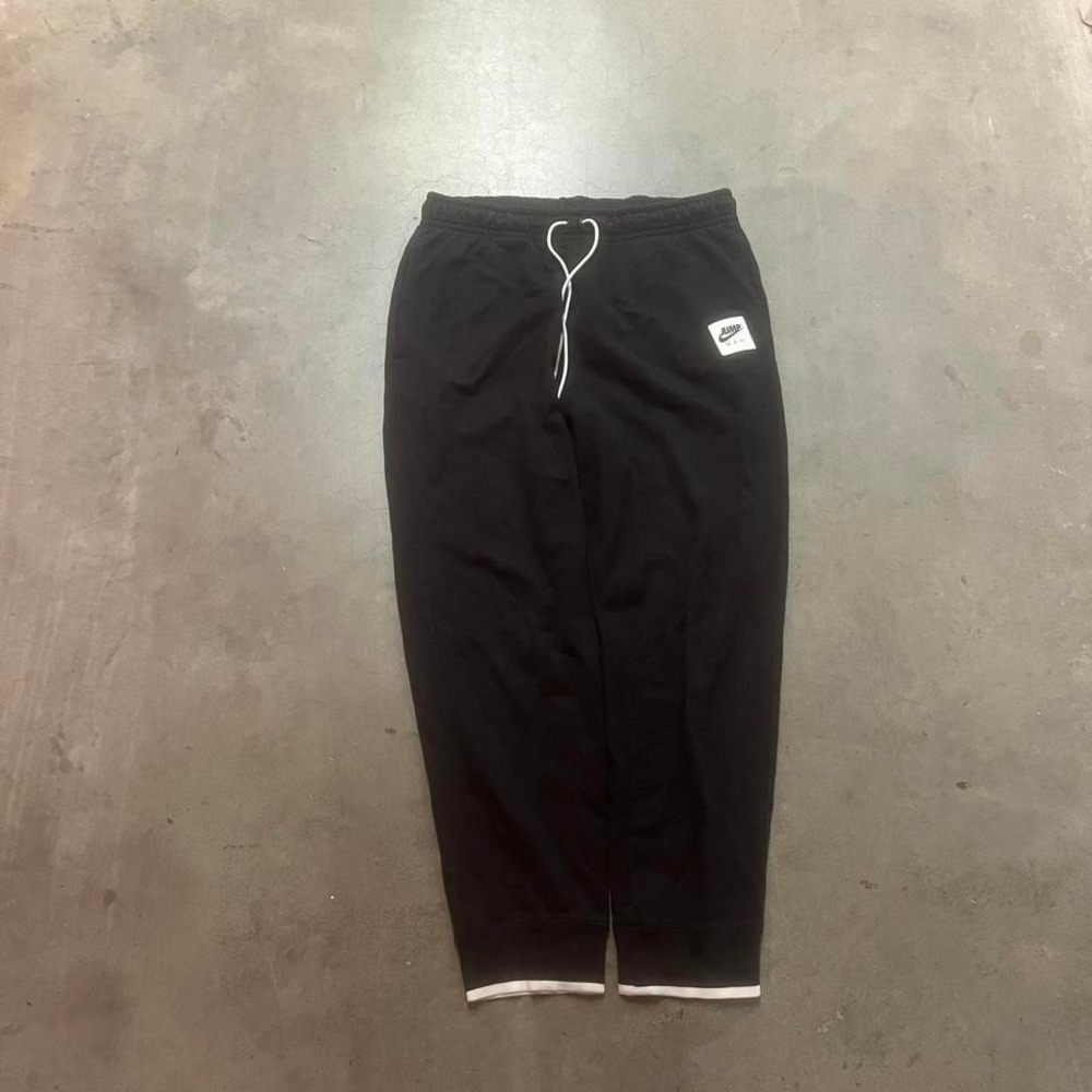 Jordan men's black sweatpants joggers loose fit gym outdoors L‎